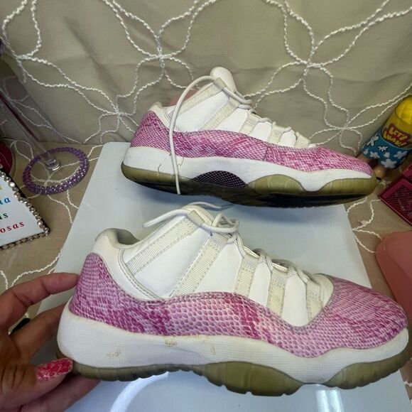 2013 Jordan 11 Low Snake - pinkGS‎ or youth size 7 Y - Picture 4 of 16